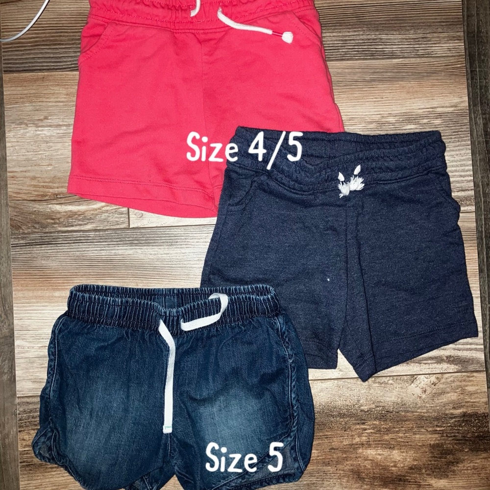 Toddler Girls Bundle 3 pair shorts EUC